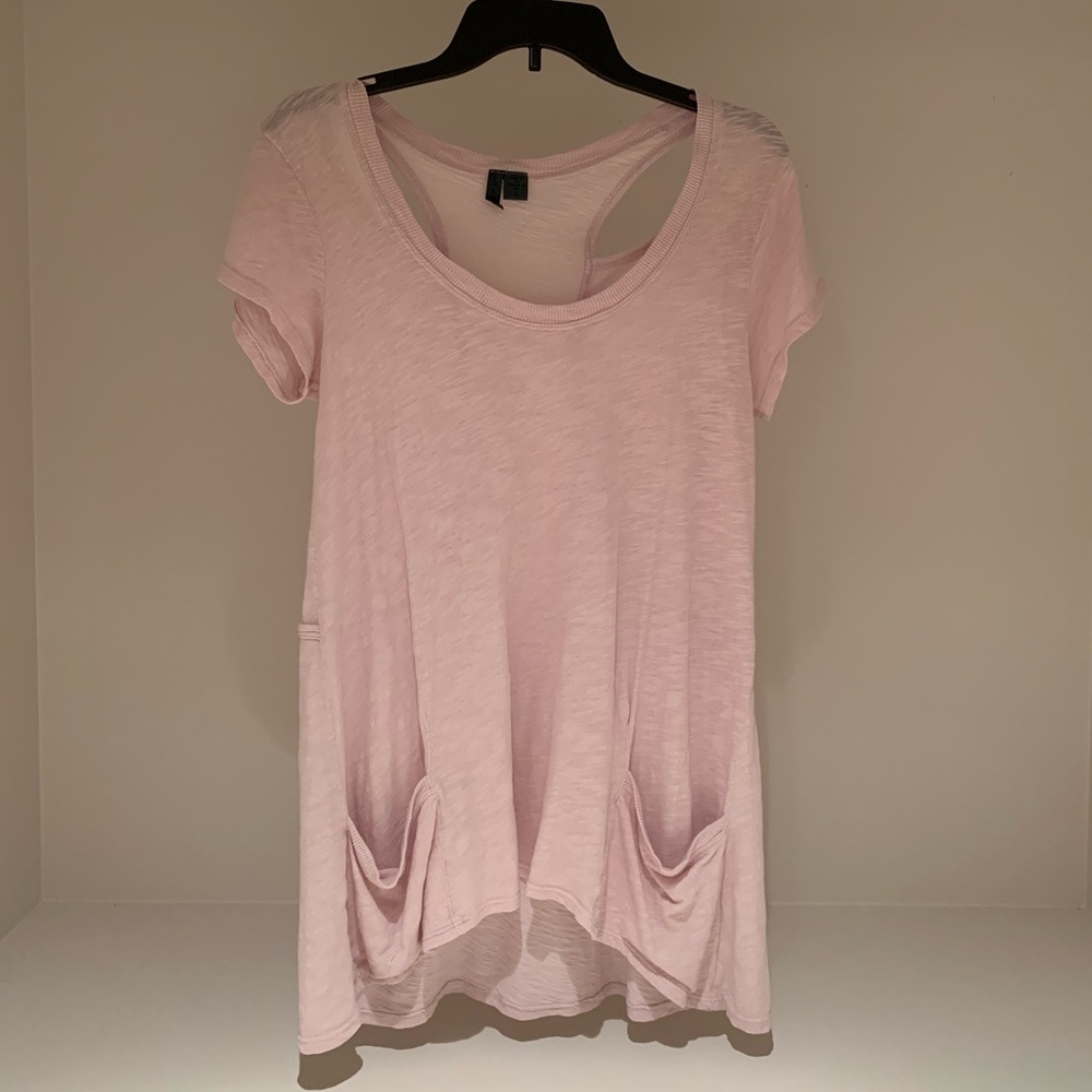 Left of Center- light pink scoop neck t-shirt